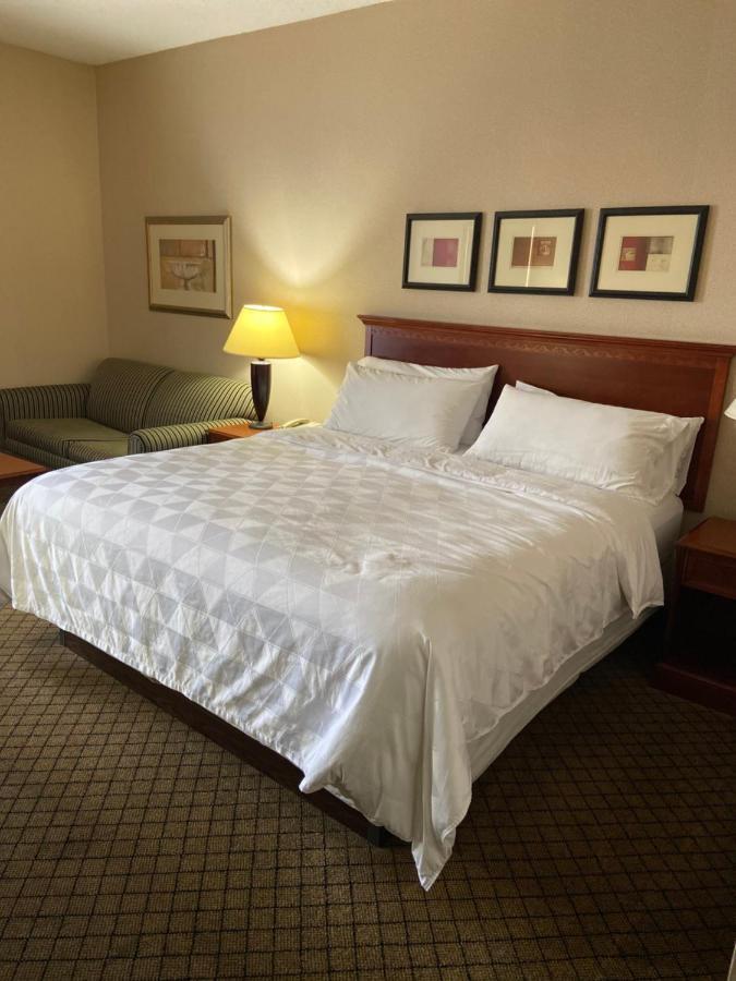 Holiday Inn Dayton/Fairborn I-675 By Ihg Ngoại thất bức ảnh